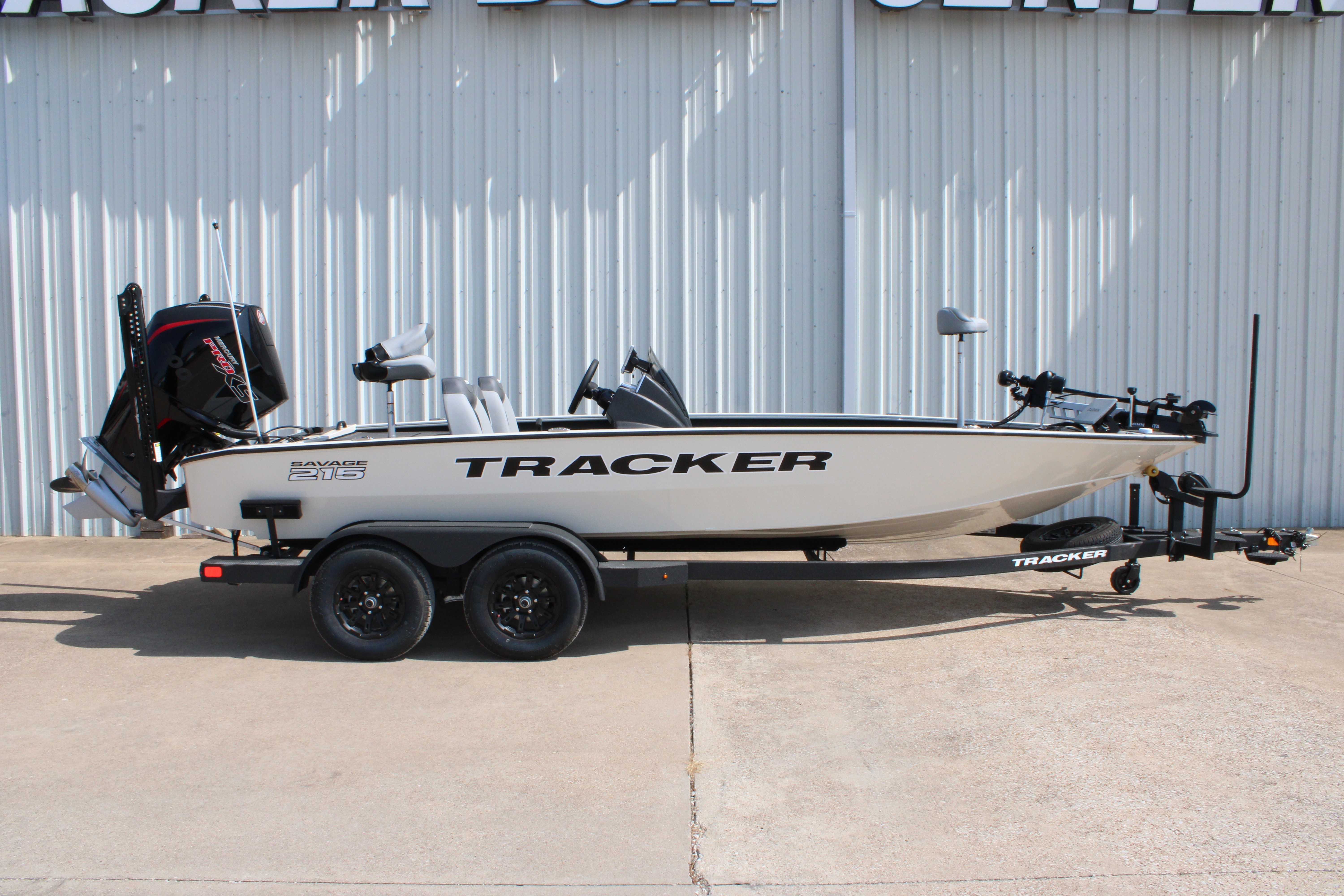 2027 TRACKER SAVAGE 215 | Bass Pro Shops